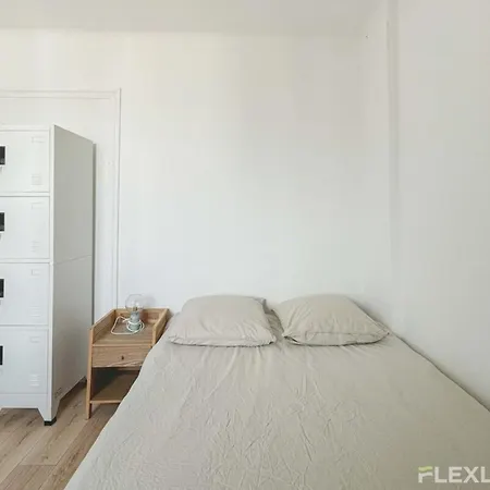 Flexliving - Whole - Houel Apartman Párizs