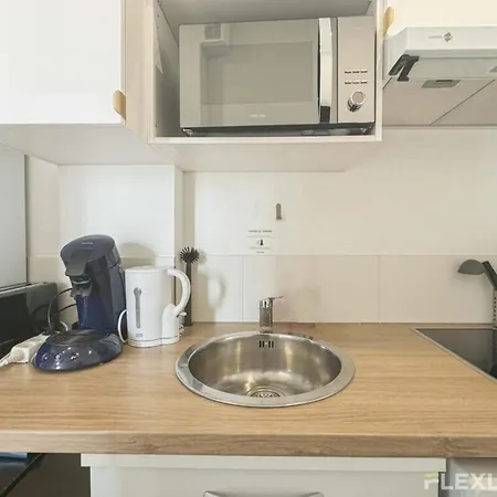 Flexliving - Whole - Houel * Párizs
